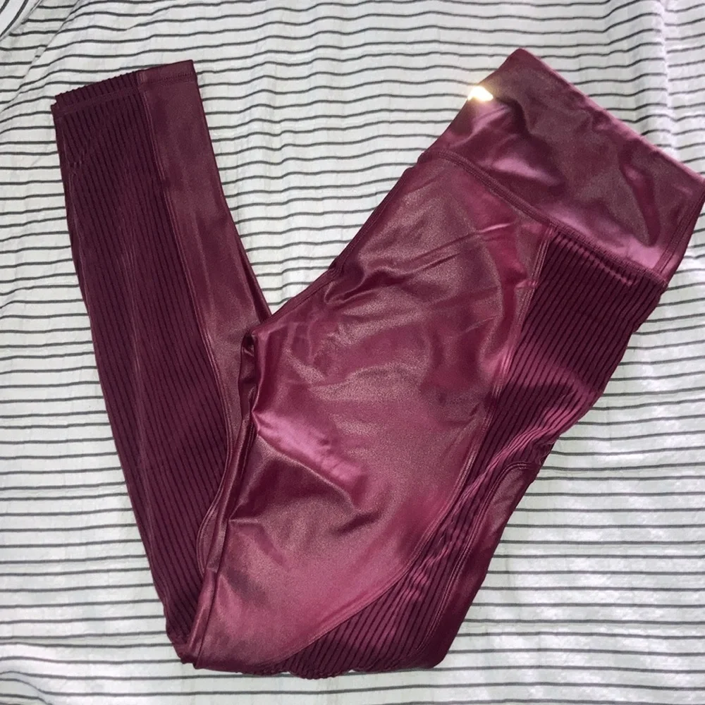 Fabletics High Waisted Leggings NWT - Picture 8 of 8